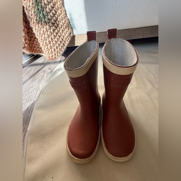 Cotton On Other - Cotton on neutral rain Boots
